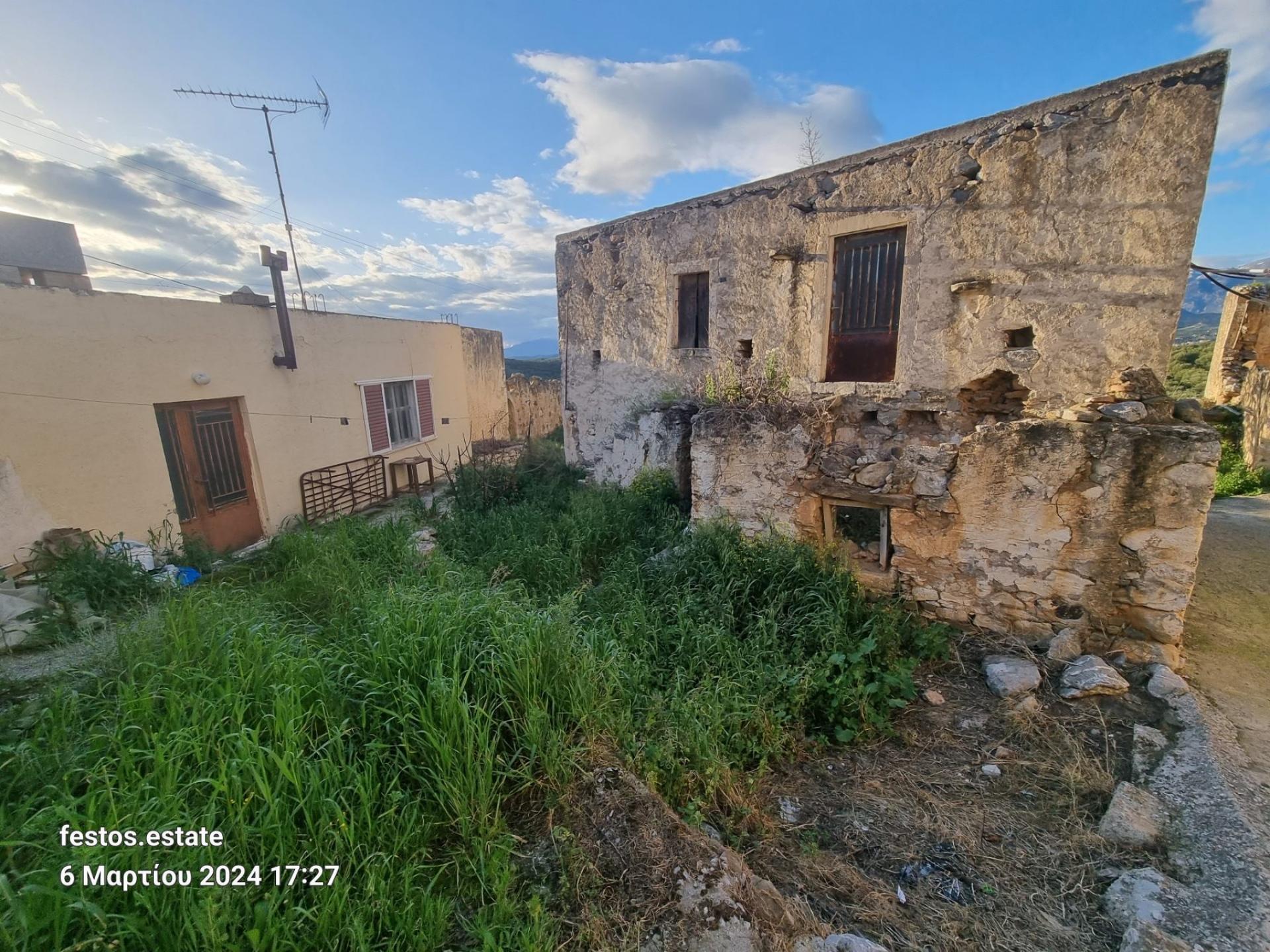 Πώληση οικοπέδου και μονοκατοικίας στην Αληθινή Ηρακλείου Κρήτης 